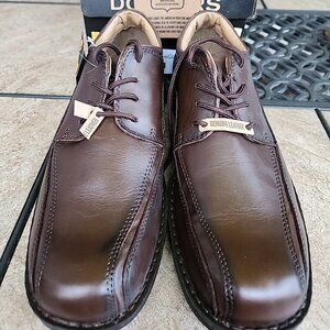 Dockers Men's Shoes, Trustee, Dark tan, Size 10 Medium, New In Box, Never Worn